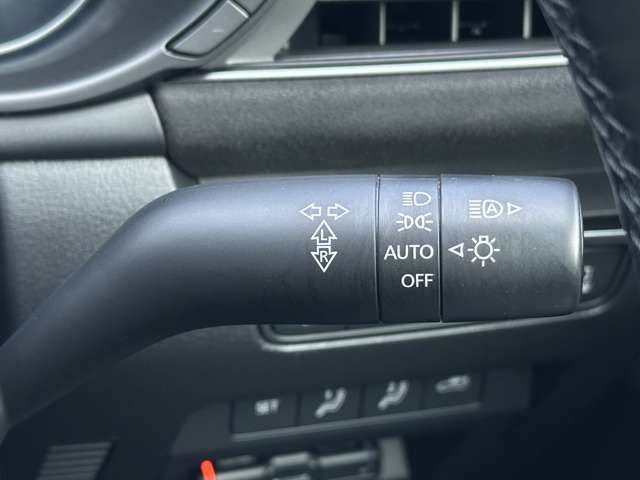 マツダ ＭＡＺＤＡ３　セダン １．８ ＸＤ レトロスポーツエディション ディーゼルターボ R6年 (近畿) 99