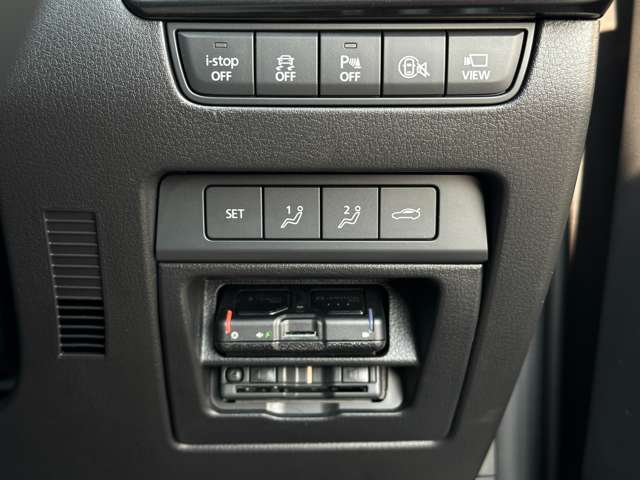 マツダ ＭＡＺＤＡ３　セダン １．８ ＸＤ レトロスポーツエディション ディーゼルターボ R6年 (近畿) 99