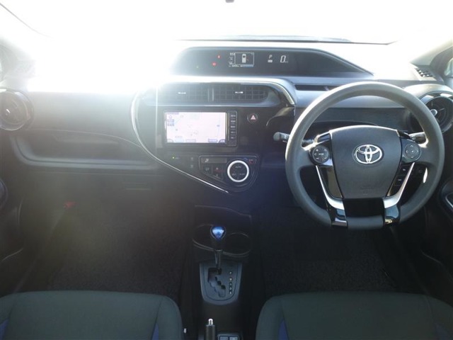 トヨタ アクア １．５ Ｓ H29年 (東北) 99