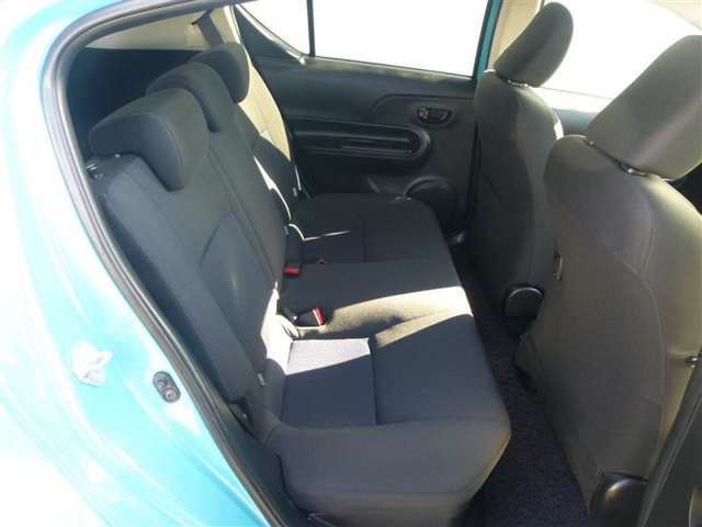 トヨタ アクア １．５ Ｓ H29年 (東北) 99