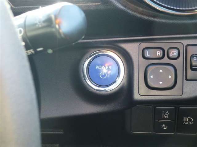 トヨタ アクア １．５ Ｓ H29年 (東北) 99