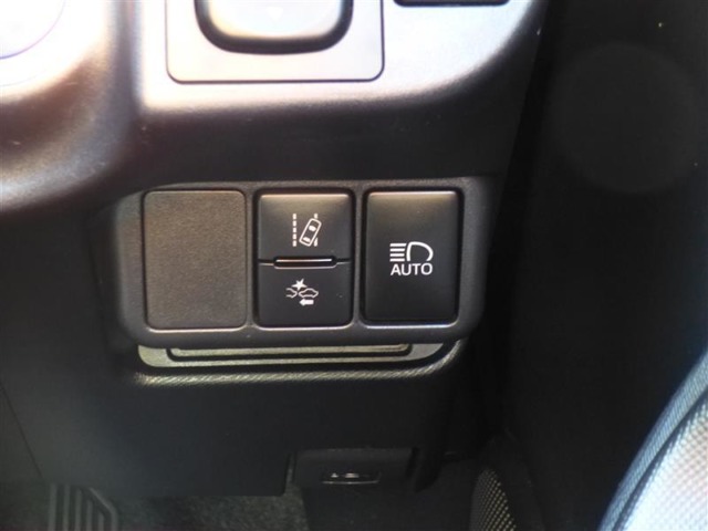 トヨタ アクア １．５ Ｓ H29年 (東北) 99