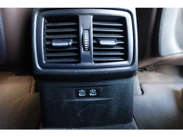 ＢＭＷ Ｘ２ Ｘドライブ１８Ｄ ＭスポーツＸ ディーゼルターボ ４ＷＤ R2年 (近畿) 99