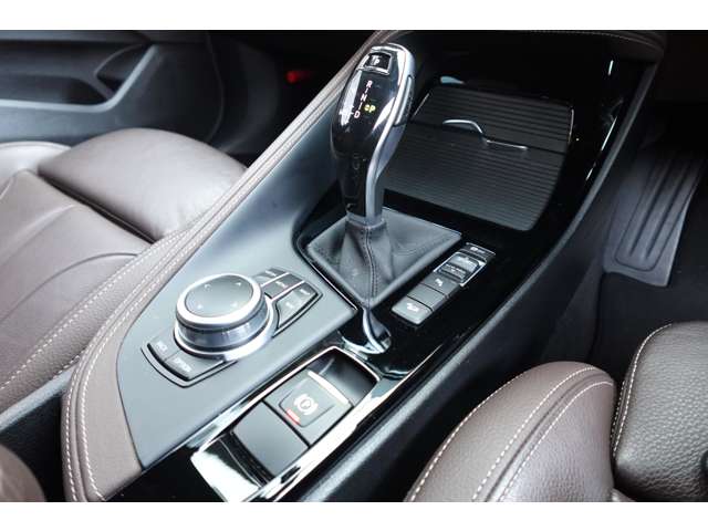 ＢＭＷ Ｘ２ Ｘドライブ１８Ｄ ＭスポーツＸ ディーゼルターボ ４ＷＤ R2年 (近畿) 99