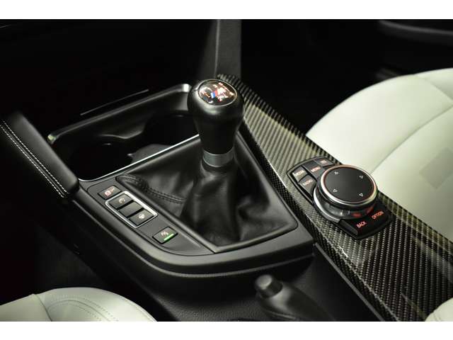 ＢＭＷ Ｍ４クーペ ３．０ H27年 (関東) 99