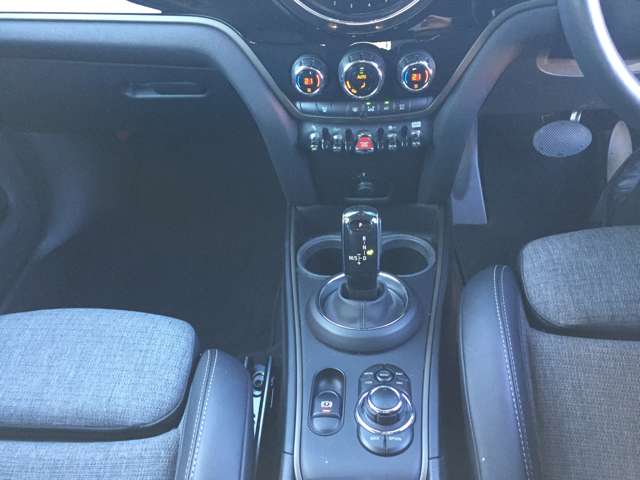 ミニ ミニクロスオーバー クーパー Ｄ R3年 (東海) 99