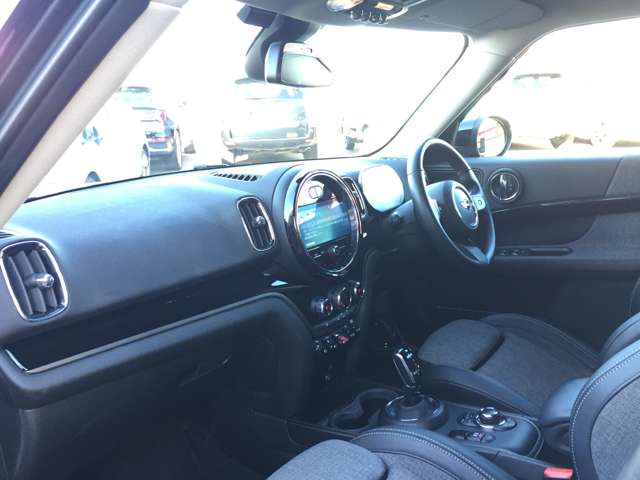 ミニ ミニクロスオーバー クーパー Ｄ R3年 (東海) 99