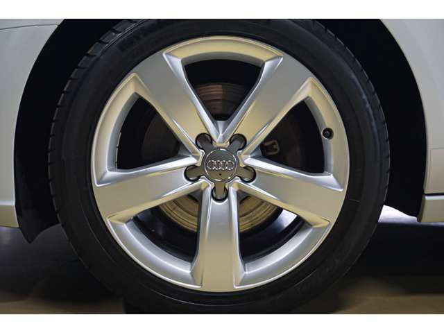 アウディ Ａ６ ２．８ ＦＳＩ クワトロ ４ＷＤ H24年 (北海道) 99