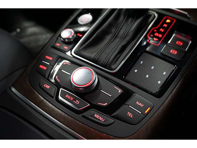 アウディ Ａ６ ２．８ ＦＳＩ クワトロ ４ＷＤ H24年 (北海道) 99