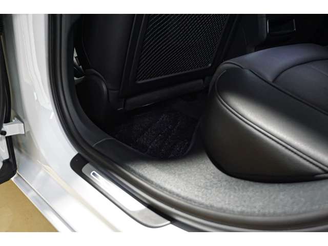 アウディ Ａ６ ２．８ ＦＳＩ クワトロ ４ＷＤ H24年 (北海道) 99