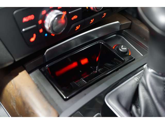 アウディ Ａ６ ２．８ ＦＳＩ クワトロ ４ＷＤ H24年 (北海道) 99