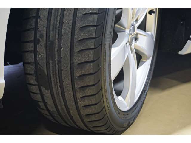 アウディ Ａ６ ２．８ ＦＳＩ クワトロ ４ＷＤ H24年 (北海道) 99