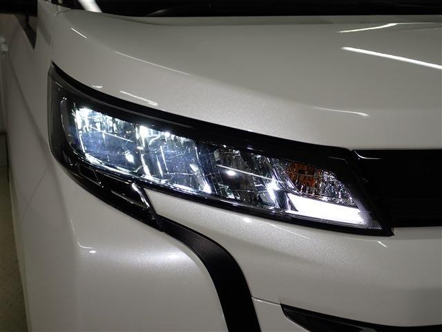 トヨタ ノア １．８ ハイブリッド Ｇ R4年 (関東) 99