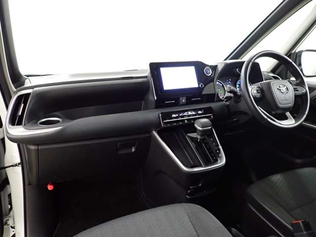 トヨタ ノア １．８ ハイブリッド Ｇ R4年 (関東) 99