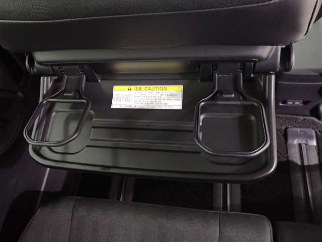 トヨタ ノア １．８ ハイブリッド Ｇ R4年 (関東) 99