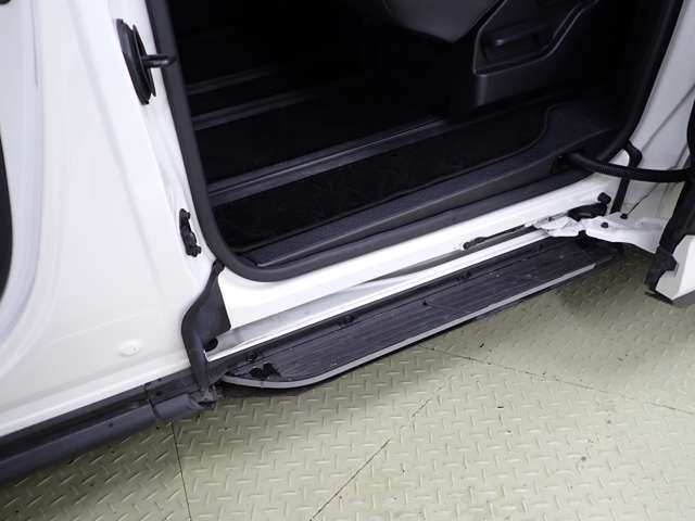 トヨタ ノア １．８ ハイブリッド Ｇ R4年 (関東) 99