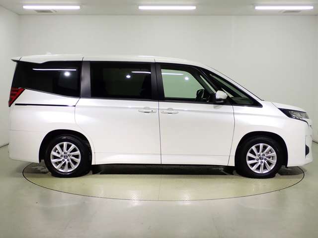 トヨタ ノア １．８ ハイブリッド Ｇ R4年 (関東) 99