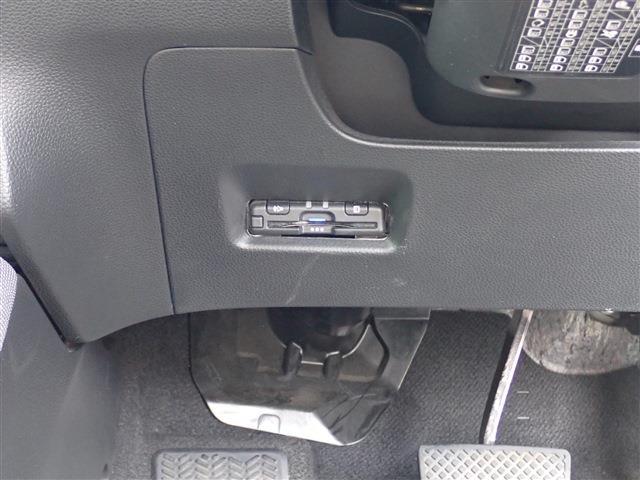 ホンダ フィット １．３ クロスター R2年 (関東) 99