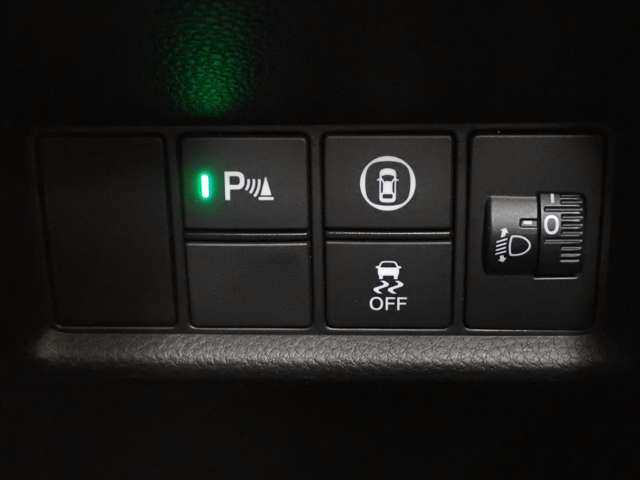 ホンダ フィット １．３ クロスター R2年 (関東) 99