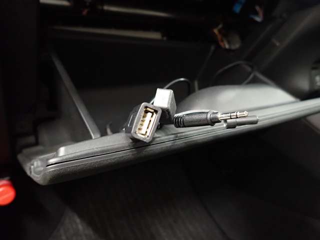 ホンダ フィット １．３ クロスター R2年 (関東) 99