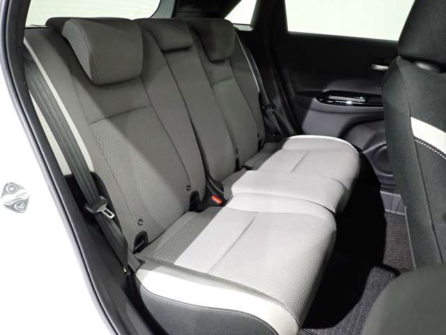 ホンダ フィット １．３ クロスター R2年 (関東) 99