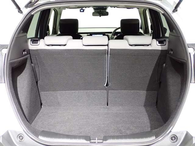 ホンダ フィット １．３ クロスター R2年 (関東) 99