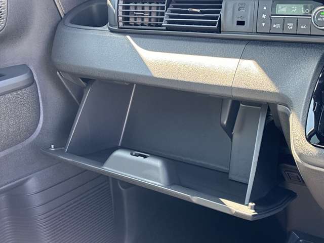 ホンダ Ｎ　ＢＯＸ カスタム ６６０ R6年 (近畿) 99