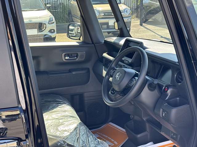 ホンダ Ｎ　ＢＯＸ カスタム ６６０ R6年 (近畿) 99