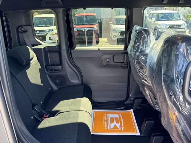 ホンダ Ｎ　ＢＯＸ カスタム ６６０ R6年 (近畿) 99