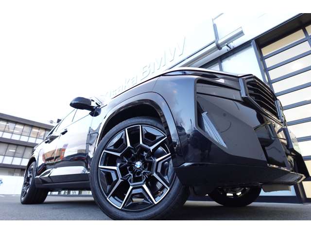 ＢＭＷ ＸＭ ４．４ ４ＷＤ R6年 (近畿) 99