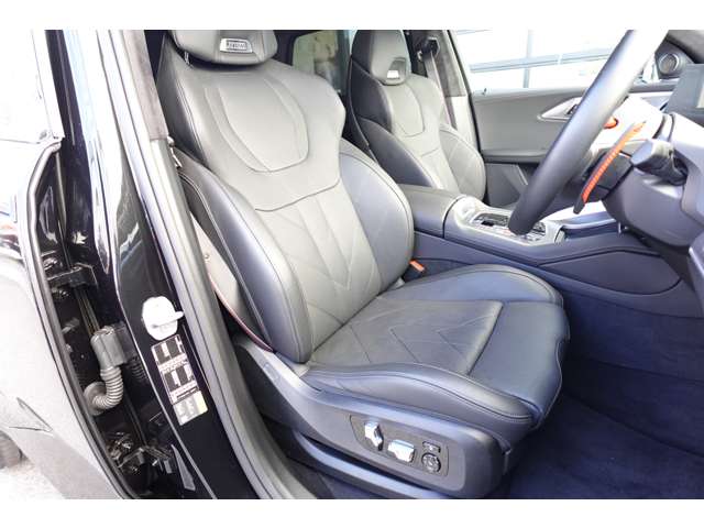 ＢＭＷ ＸＭ ４．４ ４ＷＤ R6年 (近畿) 99