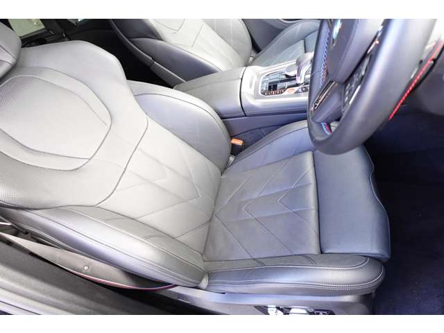 ＢＭＷ ＸＭ ４．４ ４ＷＤ R6年 (近畿) 99