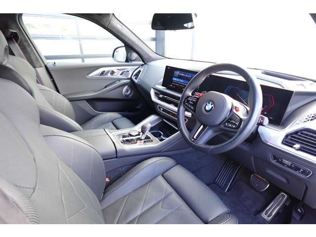 ＢＭＷ ＸＭ ４．４ ４ＷＤ R6年 (近畿) 99