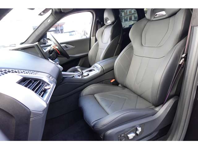 ＢＭＷ ＸＭ ４．４ ４ＷＤ R6年 (近畿) 99