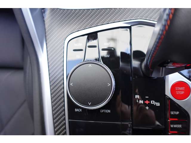 ＢＭＷ ＸＭ ４．４ ４ＷＤ R6年 (近畿) 99