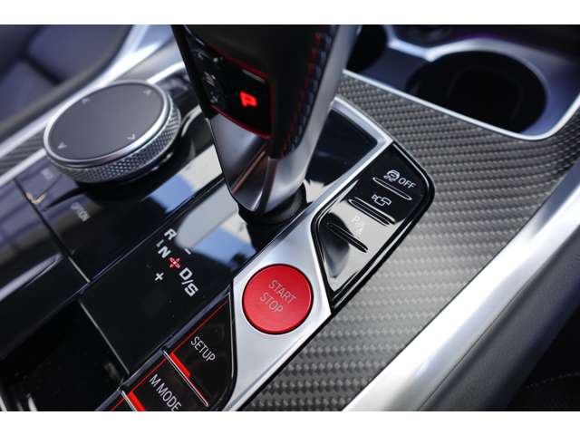 ＢＭＷ ＸＭ ４．４ ４ＷＤ R6年 (近畿) 99