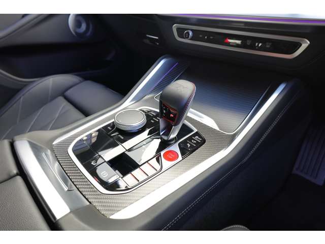 ＢＭＷ ＸＭ ４．４ ４ＷＤ R6年 (近畿) 99