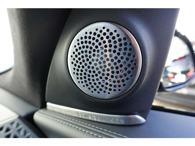 ＢＭＷ ＸＭ ４．４ ４ＷＤ R6年 (近畿) 99