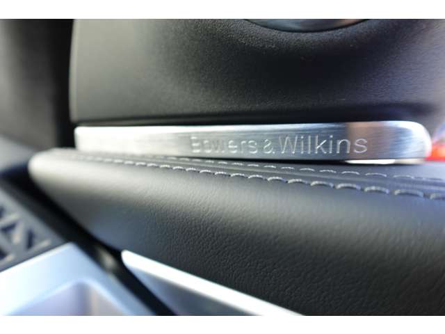 ＢＭＷ ＸＭ ４．４ ４ＷＤ R6年 (近畿) 99