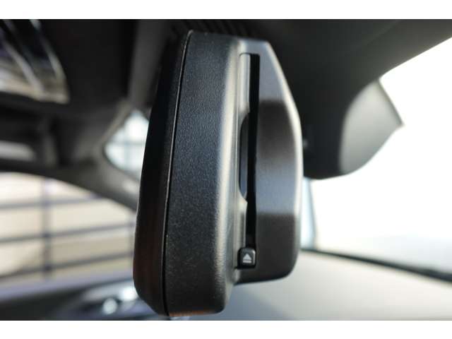 ＢＭＷ ＸＭ ４．４ ４ＷＤ R6年 (近畿) 99