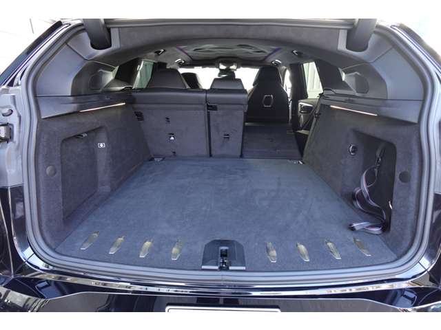 ＢＭＷ ＸＭ ４．４ ４ＷＤ R6年 (近畿) 99