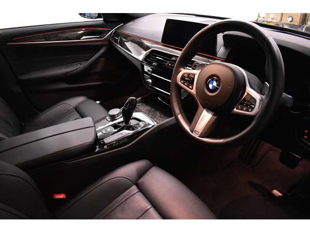 ＢＭＷ ５シリーズ ５４０Ｉ Ｘドライブ Ｍスポーツ ４ＷＤ R1年 (関東) 99
