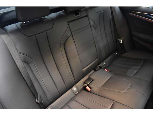 ＢＭＷ ５シリーズ ５４０Ｉ Ｘドライブ Ｍスポーツ ４ＷＤ R1年 (関東) 99