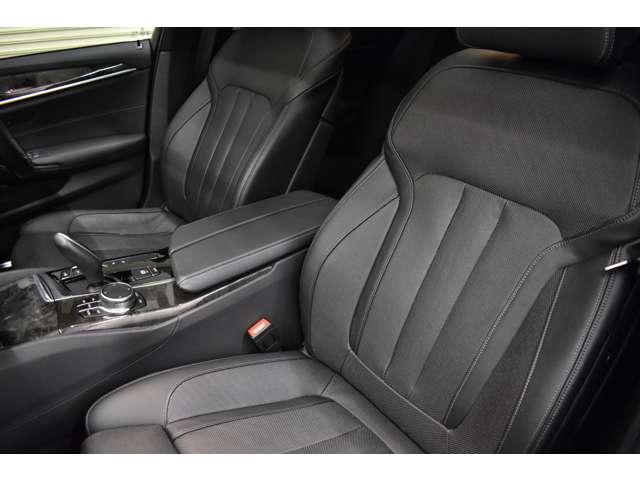 ＢＭＷ ５シリーズ ５４０Ｉ Ｘドライブ Ｍスポーツ ４ＷＤ R1年 (関東) 99