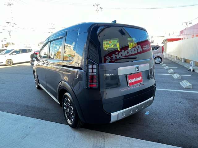 ホンダ フリード　ハイブリッド １．５ Ｅ：ＨＥＶ クロスター R6年 (東海) 99