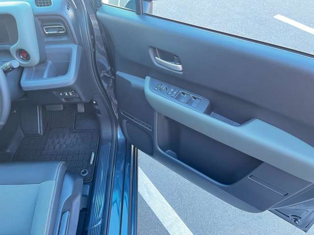 ホンダ フリード　ハイブリッド １．５ Ｅ：ＨＥＶ クロスター R6年 (東海) 99