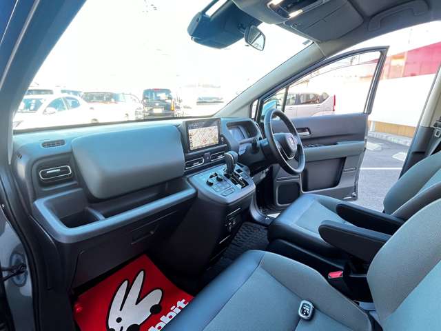 ホンダ フリード　ハイブリッド １．５ Ｅ：ＨＥＶ クロスター R6年 (東海) 99