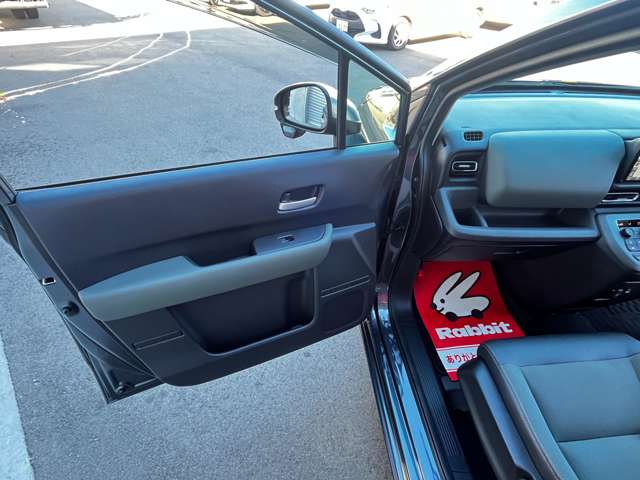 ホンダ フリード　ハイブリッド １．５ Ｅ：ＨＥＶ クロスター R6年 (東海) 99