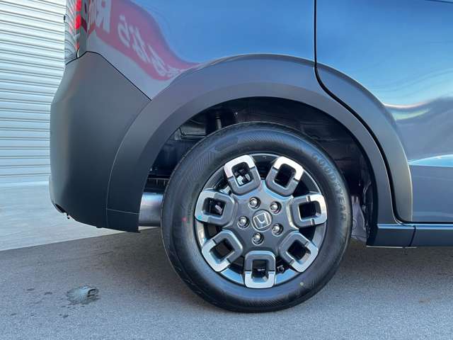 ホンダ フリード　ハイブリッド １．５ Ｅ：ＨＥＶ クロスター R6年 (東海) 99