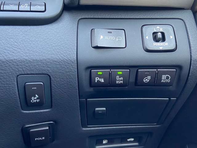 レクサス ＬＳハイブリッド ６００Ｈ Ｆスポーツ ４ＷＤ H27年 (関東) 99